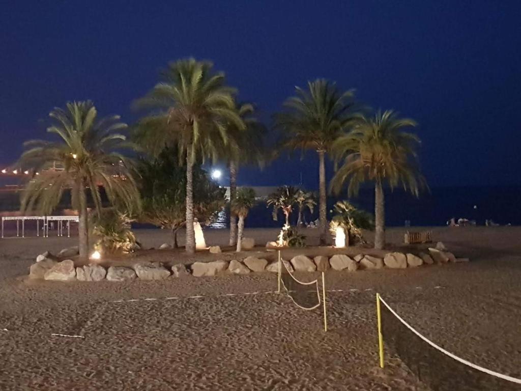 Bea Laguna Beach Vera Playa - Private Jacuzzi エクステリア 写真